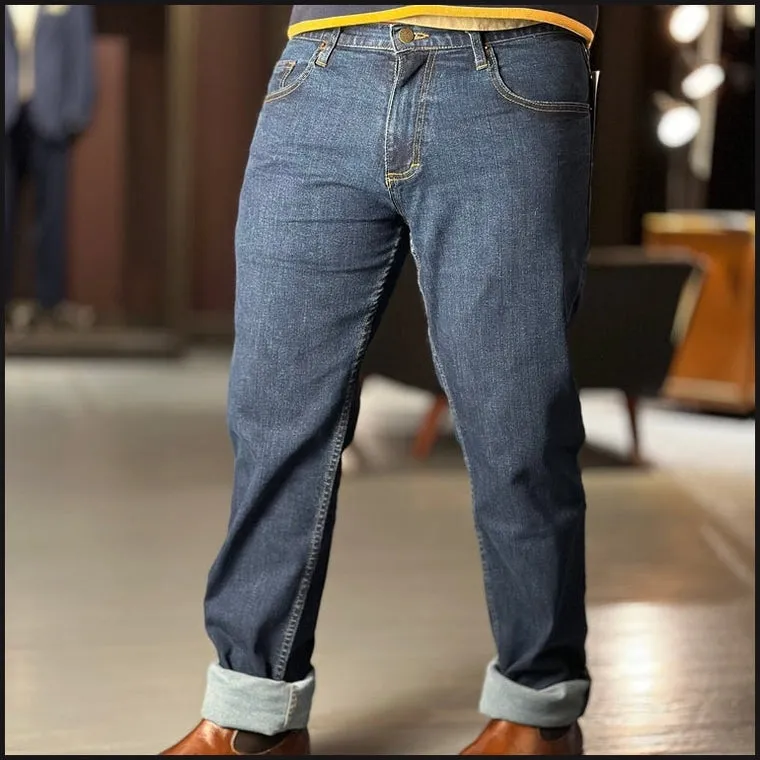 Easy Fit Denim (Slim Straight)