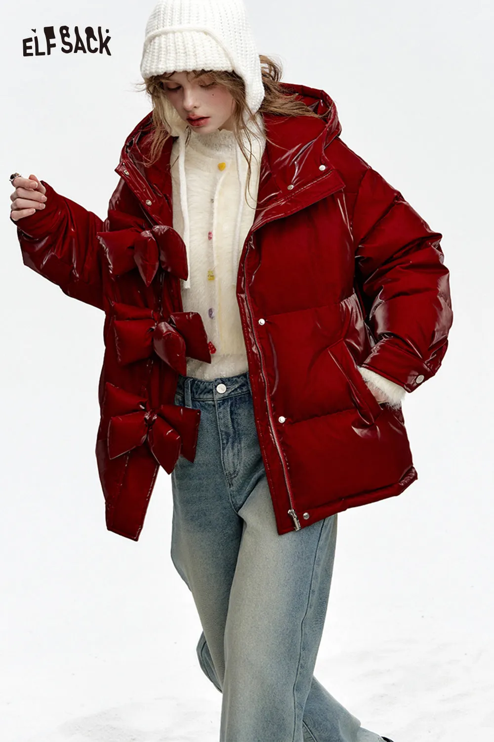 ELFSACK 2024 Winter New Arrivals Hooded Bow Button Short Down Jacket Women