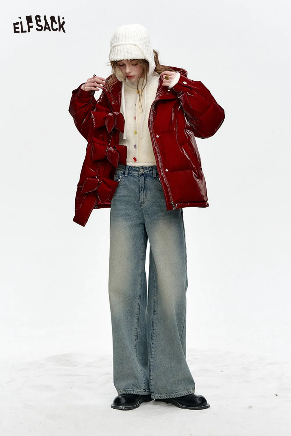 ELFSACK 2024 Winter New Arrivals Hooded Bow Button Short Down Jacket Women
