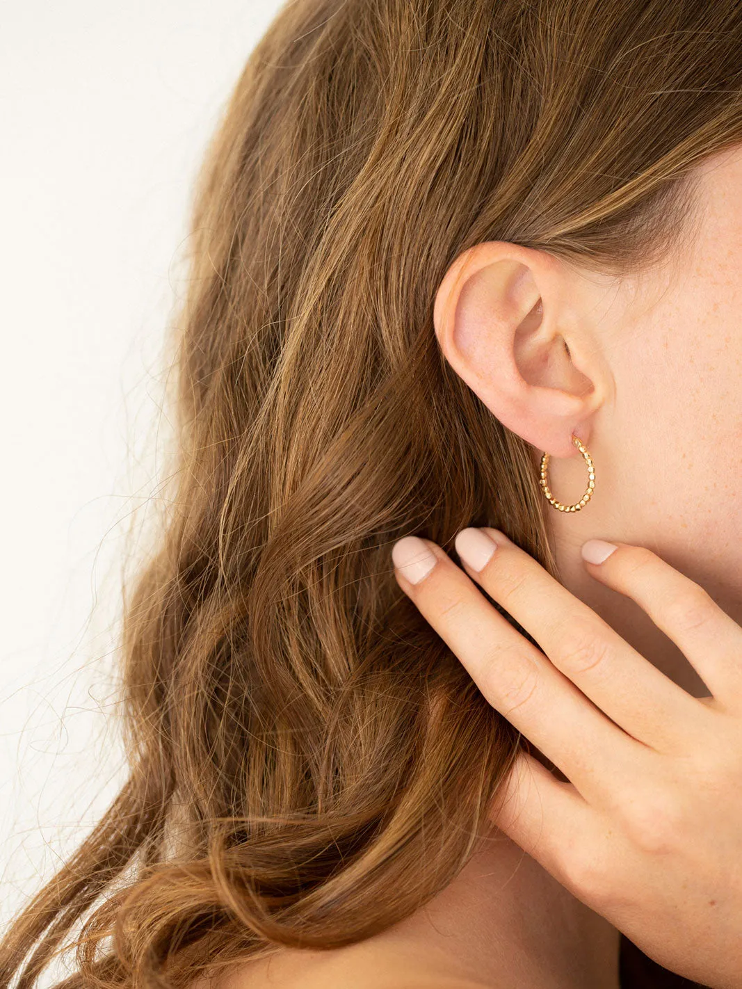 Tempo Hoops Medium 9k Gold